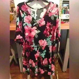 Super Cute Flowy Dress by Dressingaudy Size XL #2227